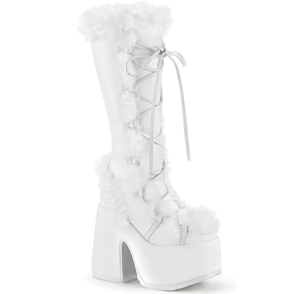 WHITE DEMONIA CAMEL
